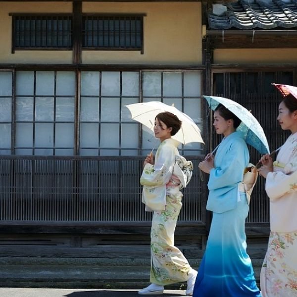 Exploring Classical Japanese